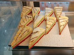 -锤头鲨毛肚海鲜烤肉自助餐厅(国购广场店)