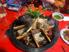 冰火九宫格老火锅-巴九门老火锅(来福士打望店)
