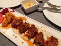 牛里脊配红椒酱-Efes Turkish & Mediterranean Cuisine 艾菲斯餐厅(陆家嘴店)