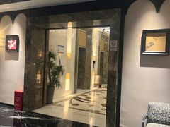 -万泊酒店(长沙五一广场国金中心店)
