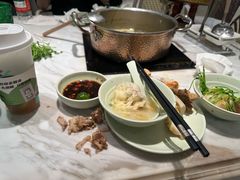 -椰子不语 椰子鸡火锅(淮海店)