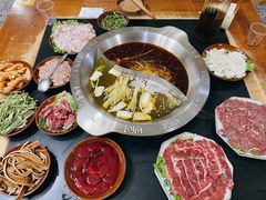 -重庆故事姊妹老火锅(财经学院店)