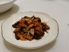 什菌炒安格斯牛肉粒-小白鲨工夫潮膳(曲江店)