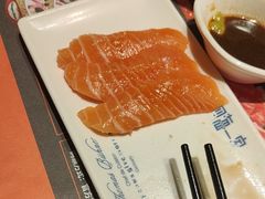 -四海一家自助餐(益田假日广场店)