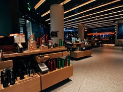 -星巴克臻选(上海合生汇1F店)