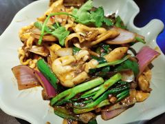 -大头虾越式风味餐厅(光明广场店)