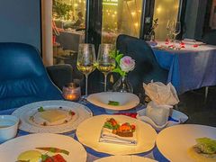 -弦月窗LUNETTE BY AMANDA(复兴路店)