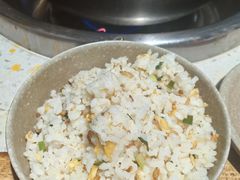 -肖肖酸萝卜鱼火锅(总店)