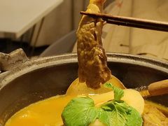 酸木瓜炖牛腩-半山腰·云南菜(侨福芳草地店)