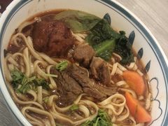 -康师傅私房牛肉面(马泉营奥莱店)