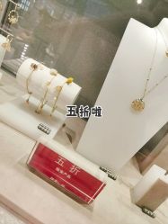 -SWAROVSKI(虹口凯德龙之梦店)