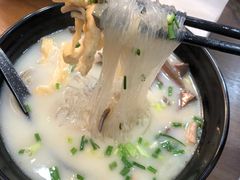 -鸭小妹鸭血粉丝(老门东店)