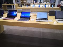 -华为授权体验店(中山公园来福士)