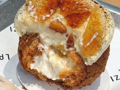 香草焦糖布丁泡芙-LANLIZI BAKERY(COSMO店)