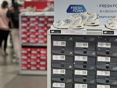 -New Balance(王府井奥莱·香江小镇店)