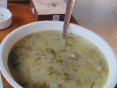 酸菜豆瓣汤-盐帮食坊•小河帮川菜(四川师大店)