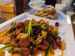 -隔壁老王·家常云南菜(花巷店)