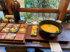 -银米·云南传统过桥米线(双廊黑金冠店)