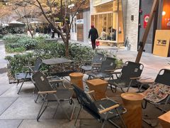 -瑞虹新天地月亮湾