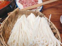 -憨铁匠火锅(红山6979店)
