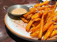 -BROWNSTONE布朗石西班牙餐厅(富城店)