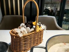 -煲王粤菜餐厅(中侨中心店)