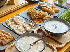 -勺子米线·云南传统小吃市集(四方街店)