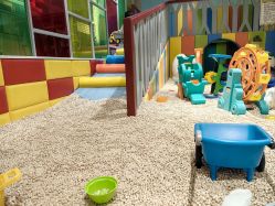 -meland亲子乐园·派对·研学(淄博万象汇店)