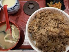 -食其家·牛丼咖喱(中山公园地铁站店)