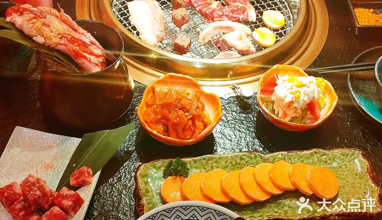 南千页烤肉 吃肉女孩狠狠爱了