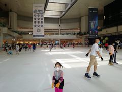 -冰纷万象滑冰场(深圳万象城店)
