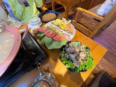 铜锅腊排骨火锅-民食香·腊排骨野生菌美食(木府店)