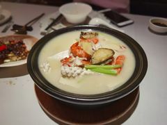 杂锦海鲜豆腐煲-闻见中国海南菜(K11店)