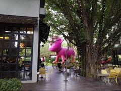 -莓园冰淇淋店