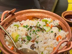 铜锅牛肝菌焖饭-一坐一忘云南菜(卓悦中心)