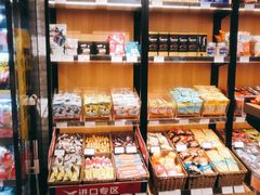 -来伊份(龙之梦长宁店)