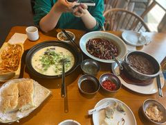 大砂锅炖鱼头-丹江渔村(望京店)