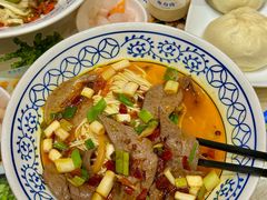 -李与白包子铺(桐梓林店)
