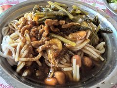 -灵山卢梅燕粉店