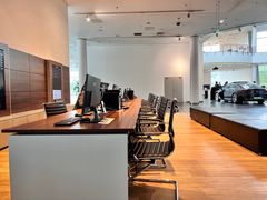 -奔驰北京极光星徽(四元桥店)