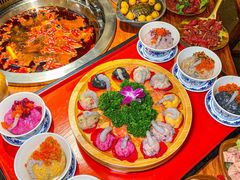 -城墙拐拐火锅(三峡广场黑金冠店)