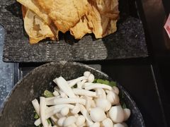 -哥老官重庆美蛙鱼头(日月光店)