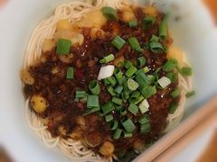 -兵哥豌豆面(雅颂居店)