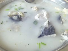 -雪湖煜辰鱼头老店(雪野湖店)
