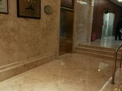 -山明水秀大饭店