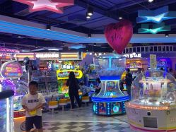 -LuckyStar幸运星家庭娱乐中心(东莞国贸店)