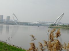 -南京眼步行桥