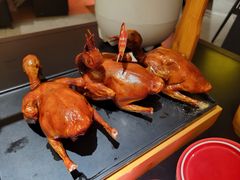 玻璃脆皮乳鸽-羽鸽集·乳鸽专门店·地道顺德菜(岭南站店)