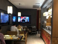 大堂-闫府私房菜·百年鲁菜(恒隆店)