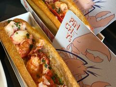 -Pinchy's Lobster & Champagne Bar